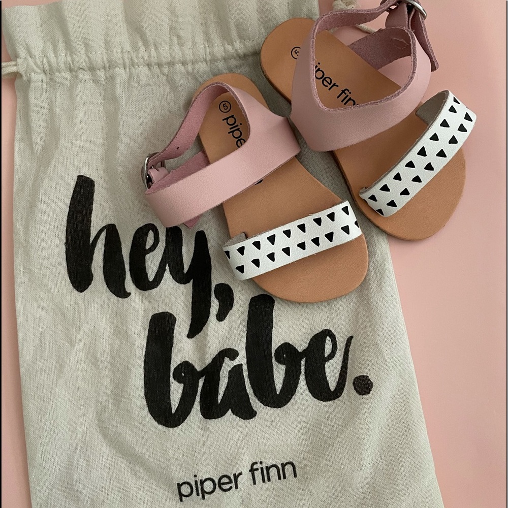 Piper Finn Monroe Top Grain Toddler Sandals NWOT